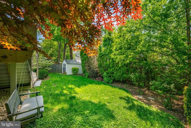 9214 SHELTON ST, Bethesda, MD 20817