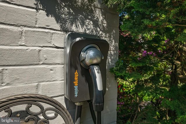 9214 SHELTON ST, Bethesda, MD 20817