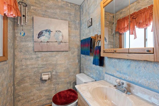 13955 W Forest Knoll COURT, New Berlin, WI 53151