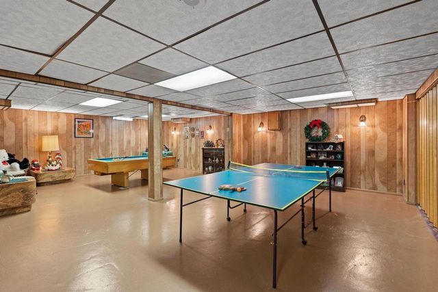 13955 W Forest Knoll COURT, New Berlin, WI 53151