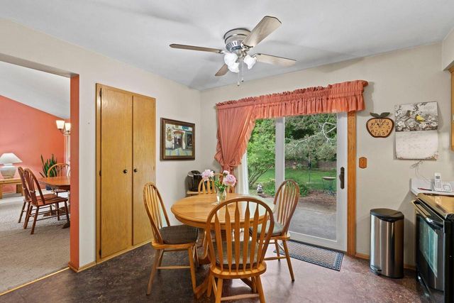 13955 W Forest Knoll COURT, New Berlin, WI 53151