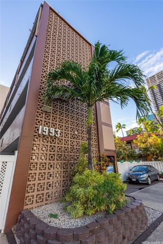 1993 Ala Wai Boulevard 304, Honolulu, HI 96815