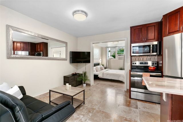 1993 Ala Wai Boulevard 304, Honolulu, HI 96815