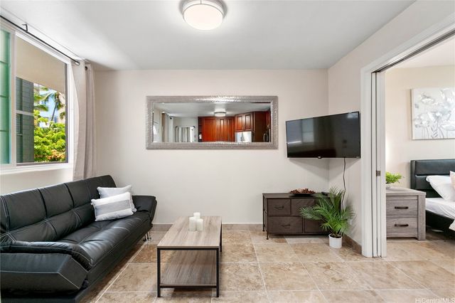 1993 Ala Wai Boulevard 304, Honolulu, HI 96815