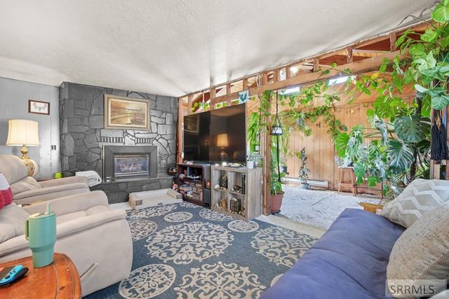 701 S Fisher Avenue, Blackfoot, ID 83221