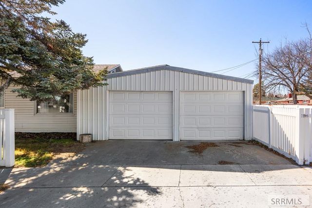 701 S Fisher Avenue, Blackfoot, ID 83221