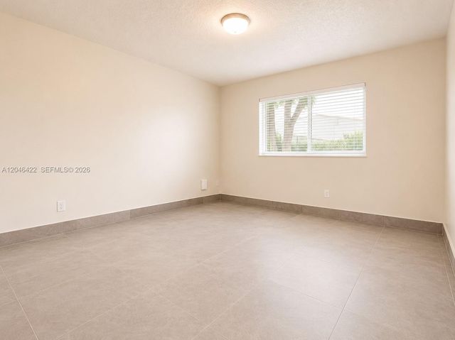 3660 N 56th Avenue 609, Hollywood, FL 33021
