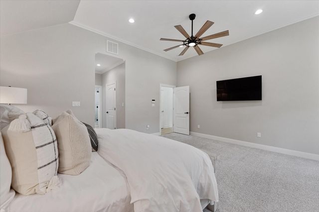 368 Ridgelake Scenic Drive, Montgomery, TX 77316