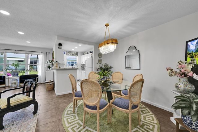 211 Bayview Avenue C, Boynton Beach, FL 33435