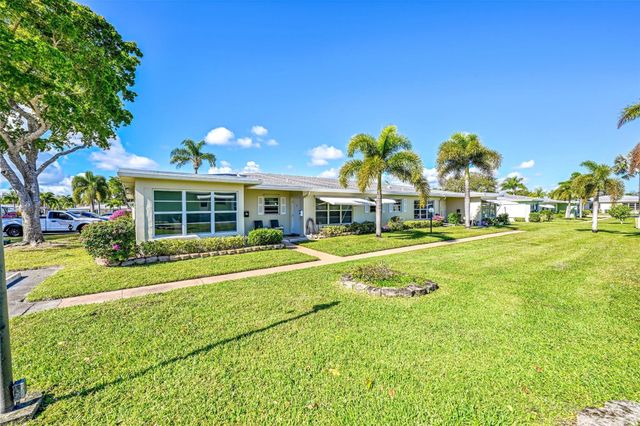211 Bayview Avenue C, Boynton Beach, FL 33435
