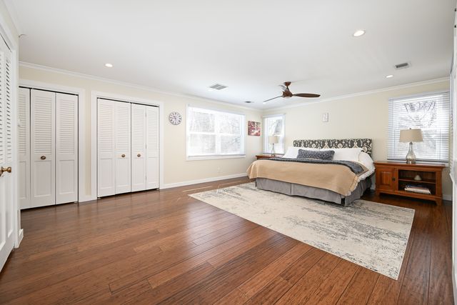 5N300 Powis Road, Wayne, IL 60184