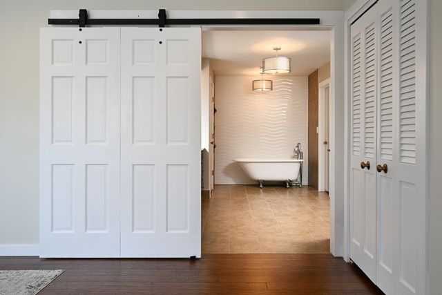 5N300 Powis Road, Wayne, IL 60184