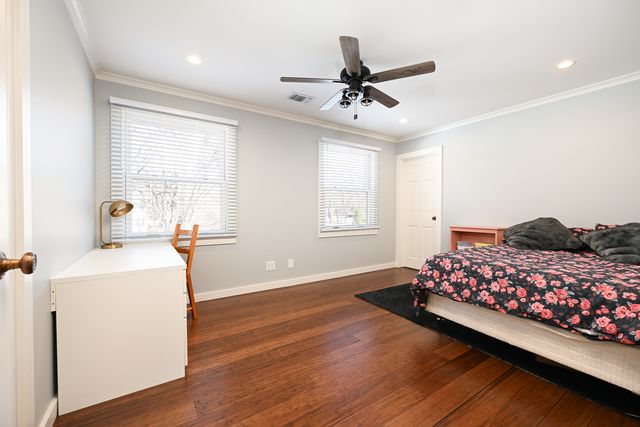 5N300 Powis Road, Wayne, IL 60184