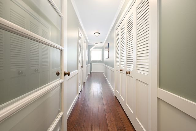 5N300 Powis Road, Wayne, IL 60184