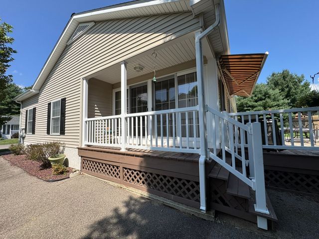 61 Brookstone Dr., Bridgewater, MA 02324