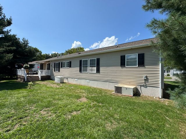 61 Brookstone Dr., Bridgewater, MA 02324