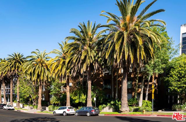 11628 Montana Avenue 206, Los Angeles, CA 90049