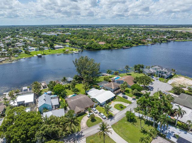 6563 Paul Mar Drive, Lake Worth, FL 33462