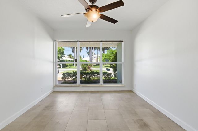 6563 Paul Mar Drive, Lake Worth, FL 33462