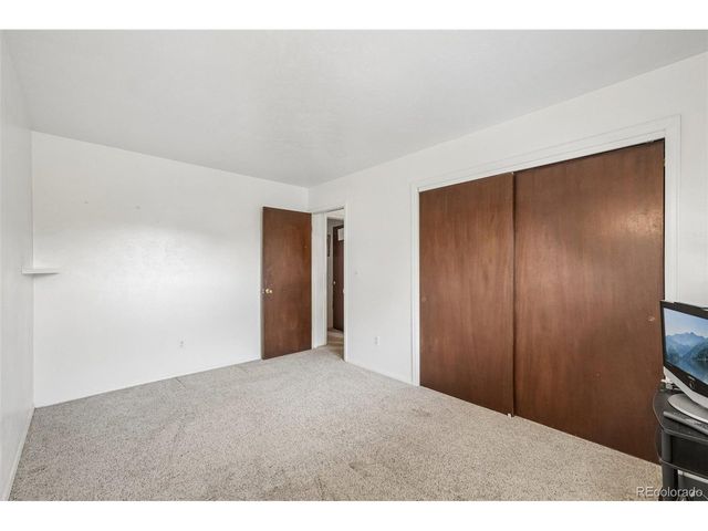 4664 Simms St, Wheat Ridge, CO 80033