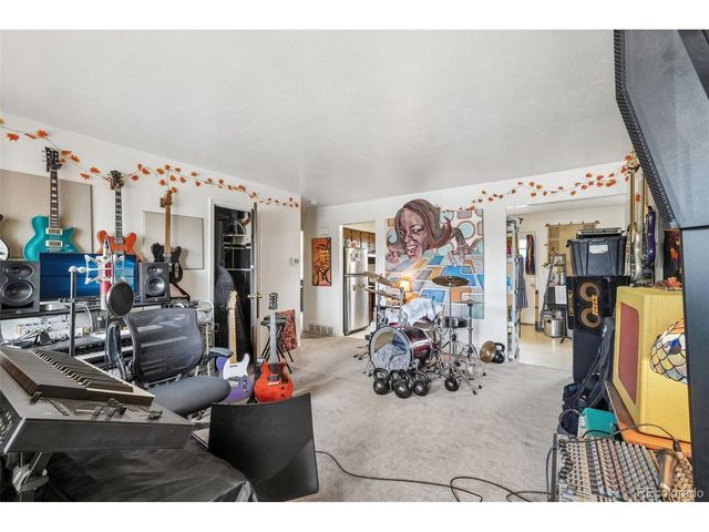 4664 Simms St, Wheat Ridge, CO 80033