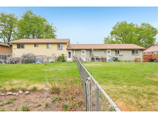 4664 Simms St, Wheat Ridge, CO 80033