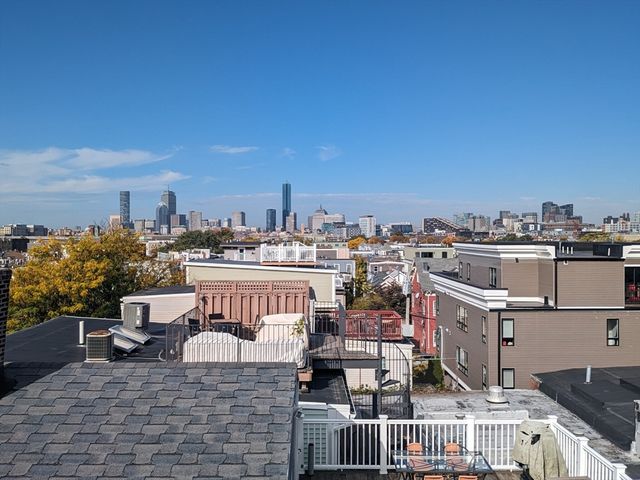 214-216 W 7th St 2L, Boston, MA 02127