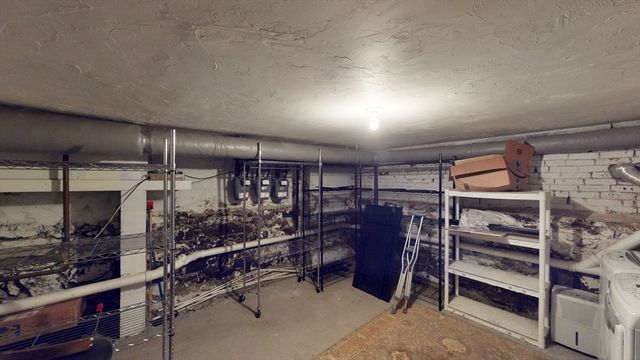 214-216 W 7th St 2L, Boston, MA 02127