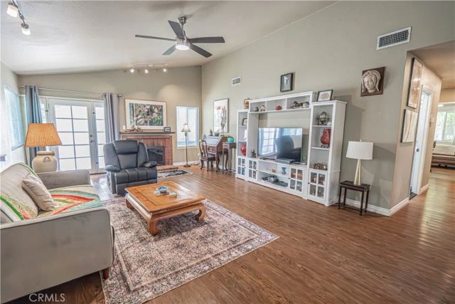 27917 Redwood Glen, Valencia, CA 91354