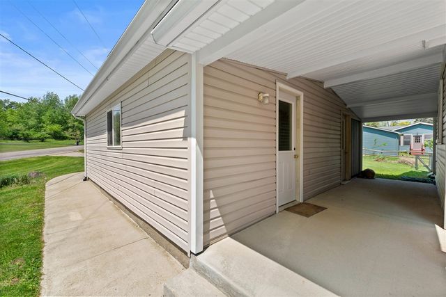 4330 Dawn Drive, Hillsdale, MI 49242
