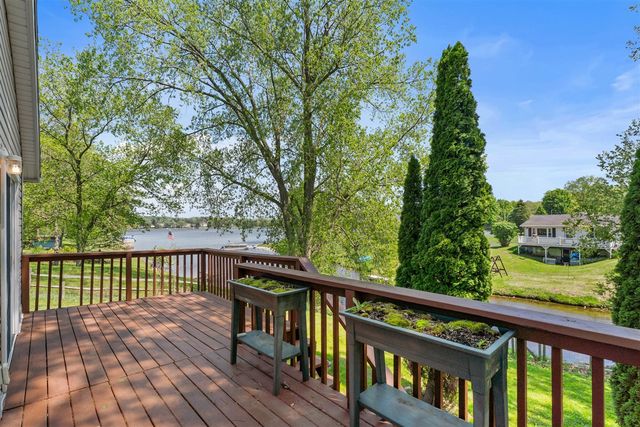 4330 Dawn Drive, Hillsdale, MI 49242