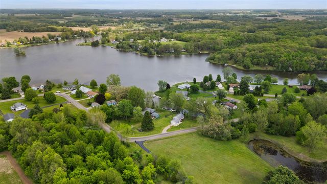 4330 Dawn Drive, Hillsdale, MI 49242
