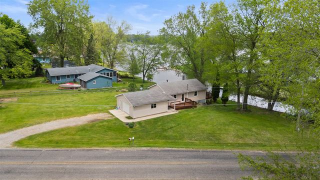4330 Dawn Drive, Hillsdale, MI 49242