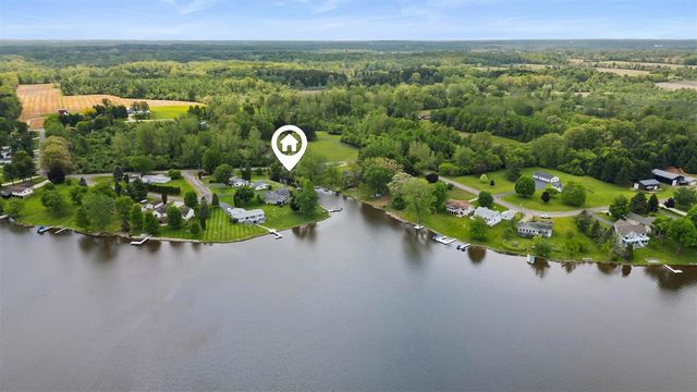 4330 Dawn Drive, Hillsdale, MI 49242