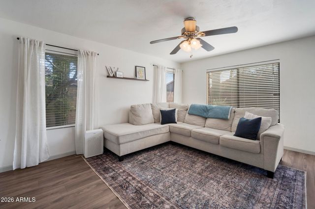 2027 E CIELO GRANDE Avenue, Phoenix, AZ 85024