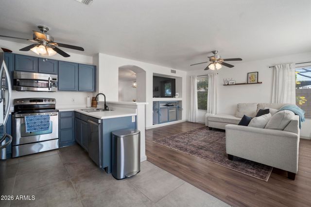 2027 E CIELO GRANDE Avenue, Phoenix, AZ 85024