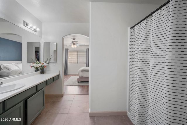 2027 E CIELO GRANDE Avenue, Phoenix, AZ 85024