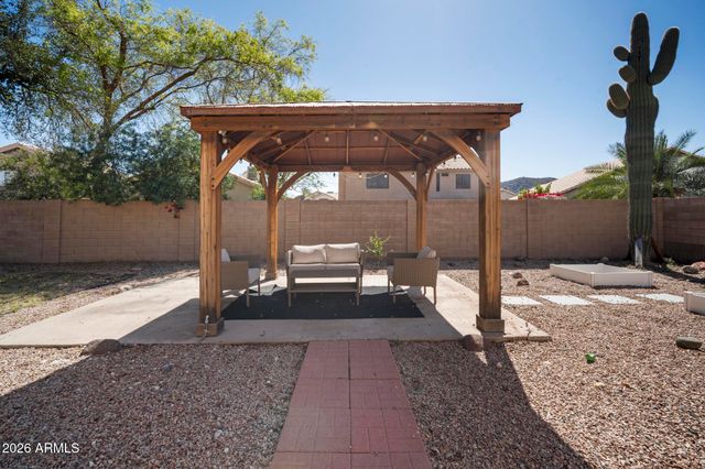 2027 E CIELO GRANDE Avenue, Phoenix, AZ 85024