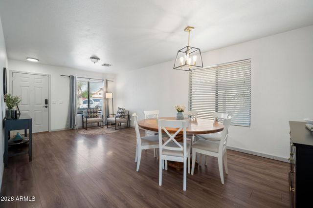 2027 E CIELO GRANDE Avenue, Phoenix, AZ 85024