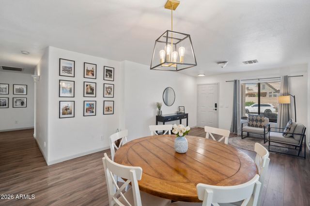 2027 E CIELO GRANDE Avenue, Phoenix, AZ 85024