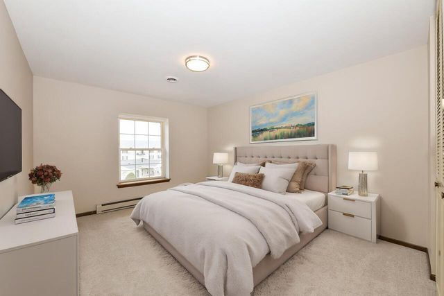 125 N University DRIVE #326, West Bend, WI 53095