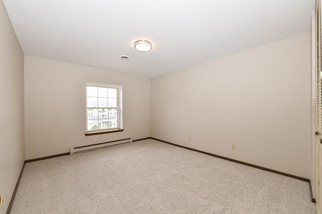 125 N University DRIVE #326, West Bend, WI 53095