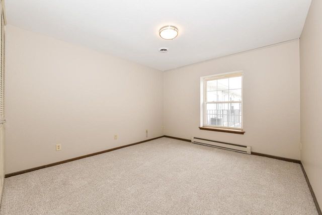 125 N University DRIVE #326, West Bend, WI 53095