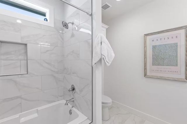 970 Pelican Lane, Crystal Beach, TX 77650