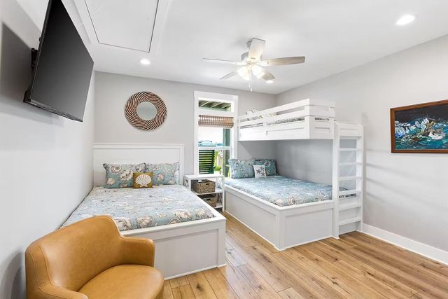970 Pelican Lane, Crystal Beach, TX 77650