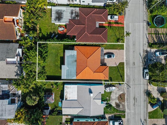 9248 Dickens Ave, Surfside, FL 33154