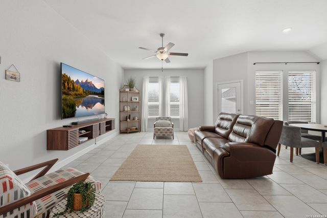 3835 Brazos Bend, San Antonio, TX 78245