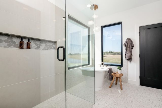 4521 N Bluestem, Maize, KS 67101