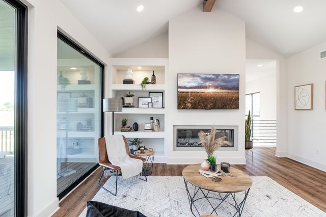 4521 N Bluestem, Maize, KS 67101