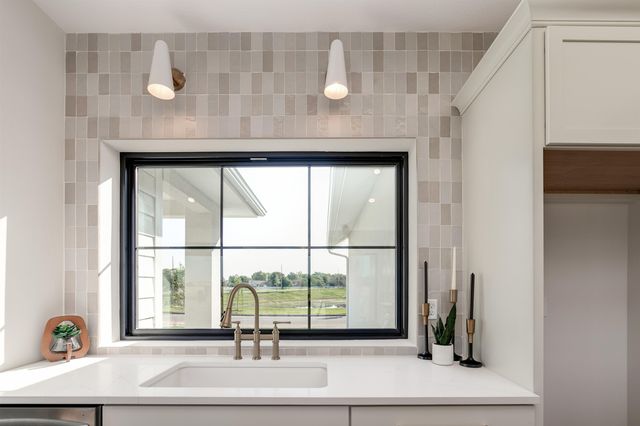 4521 N Bluestem, Maize, KS 67101